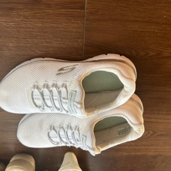 Great Deal! Perfect Size  6  Lot New & 1  Almost New Shoe - Picture 7 of 8